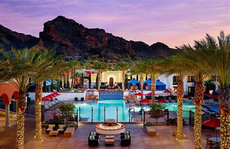 Omni Hotels & Resorts .